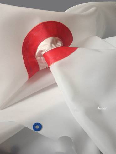 Toile filtrante pour filtre-presse avec manchon renforcé et œillets anticorrosion