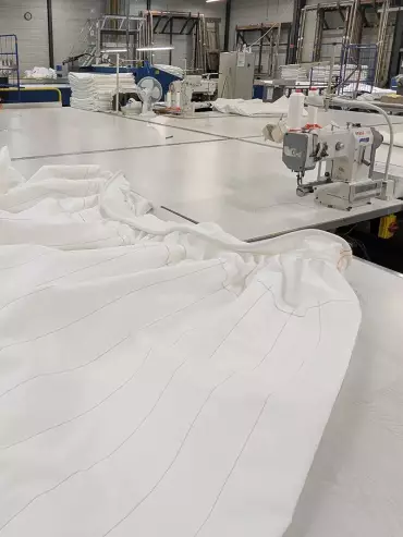 Atelier de production des poches filtrantes multi-canaux VIBRAIR chez TTL France.