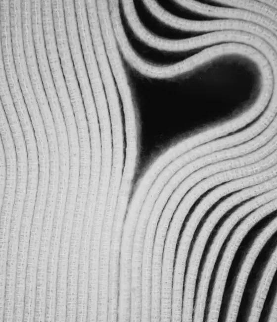 feutre-aiguillete Feutre aiguilleté technique utilisé comme média filtrant dans les procédés de filtration industrielle.